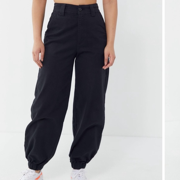 urban outfitters black joggers